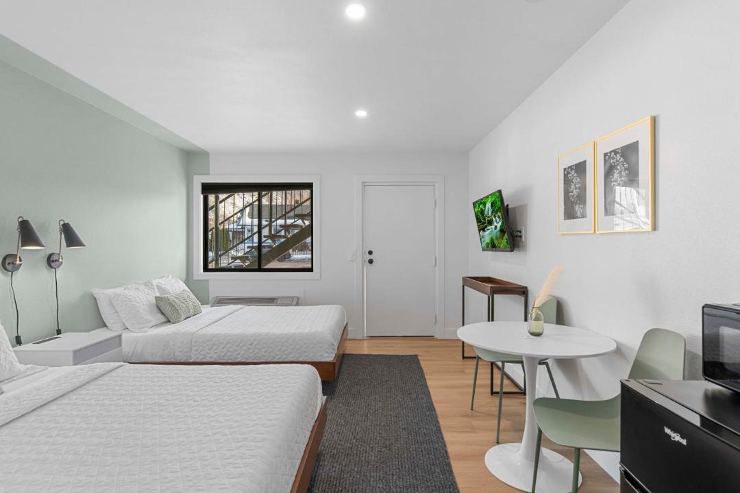 Photo of Others in Cashmere