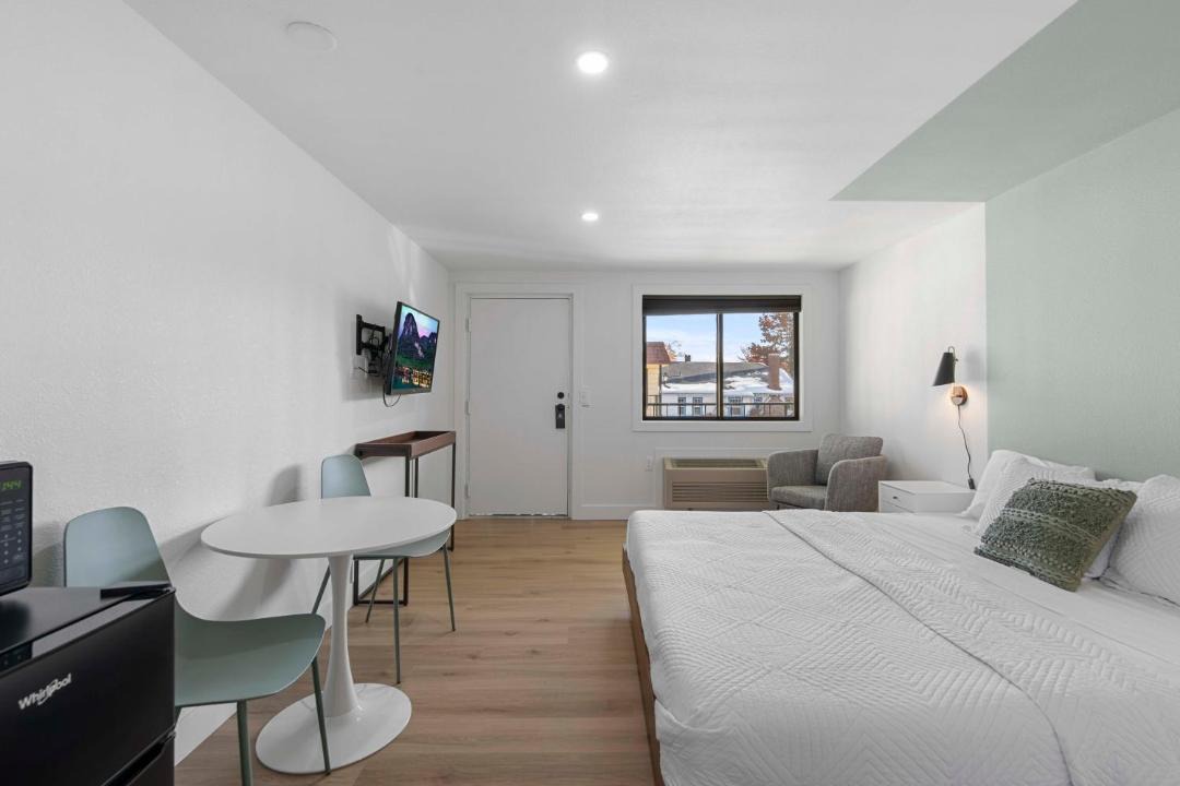 Photo of Others in Cashmere