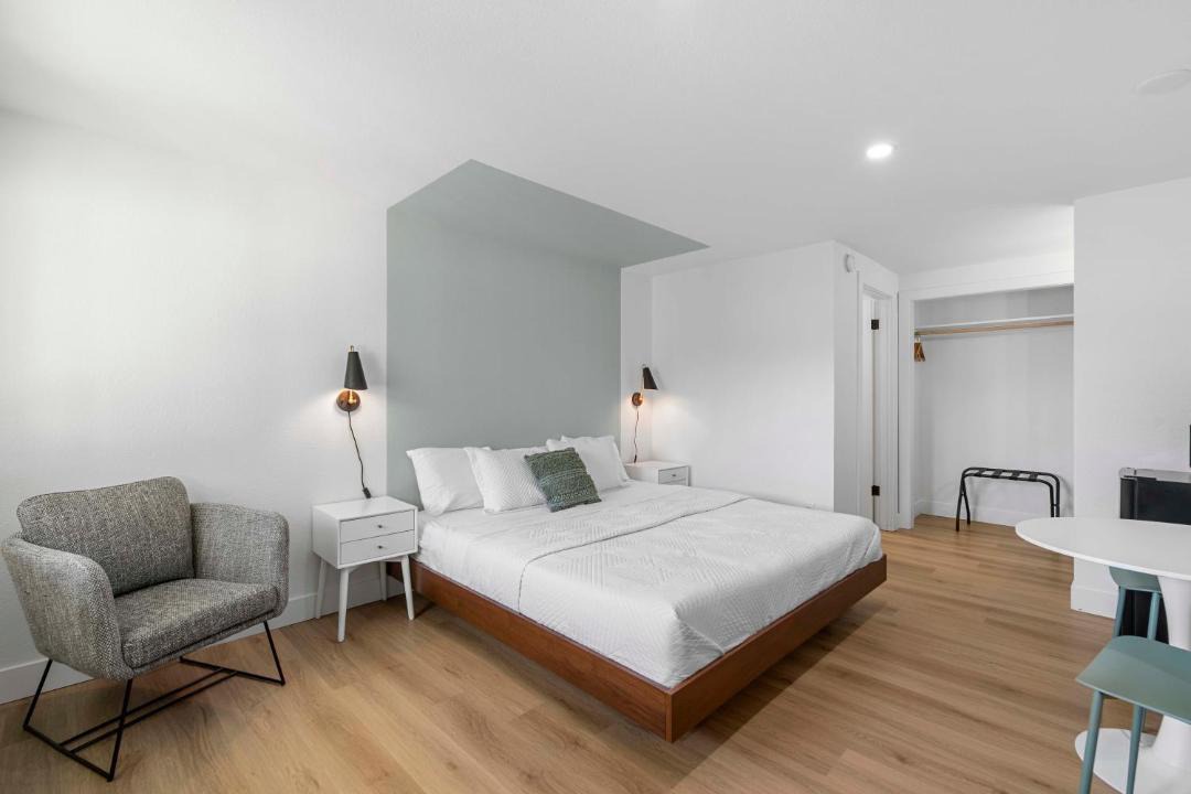 Photo of Others in Cashmere