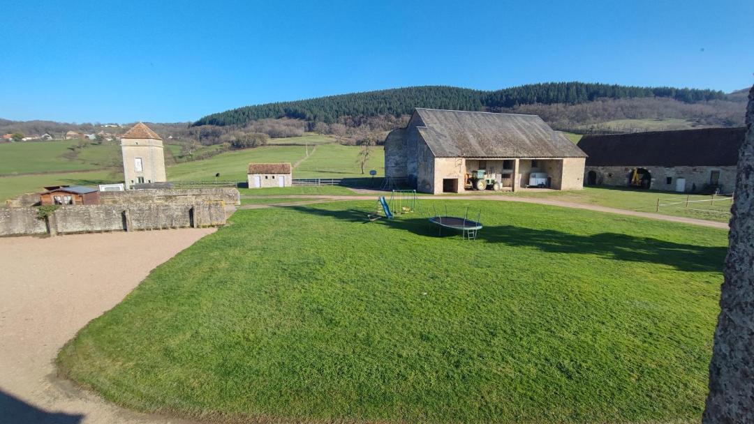 Photo of Buildings in Lormes