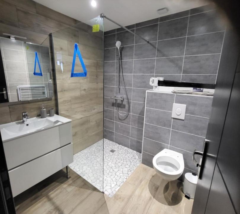 Photo of Bathroom in Centre Deux