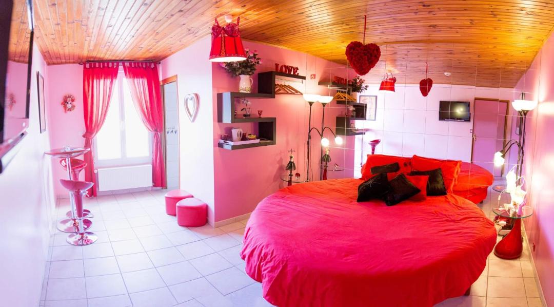 Photo of Others in Reuil