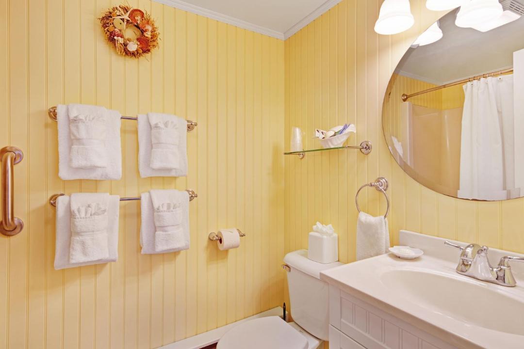 Photo of Others in Edgartown