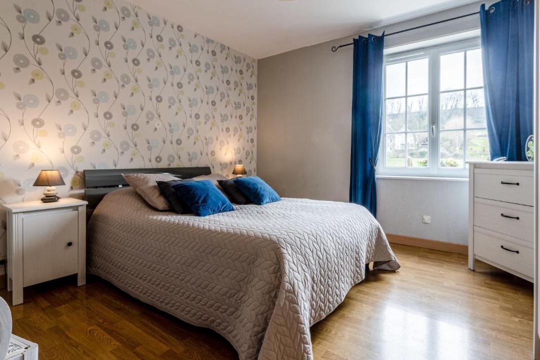Photo of Bedroom in Commes