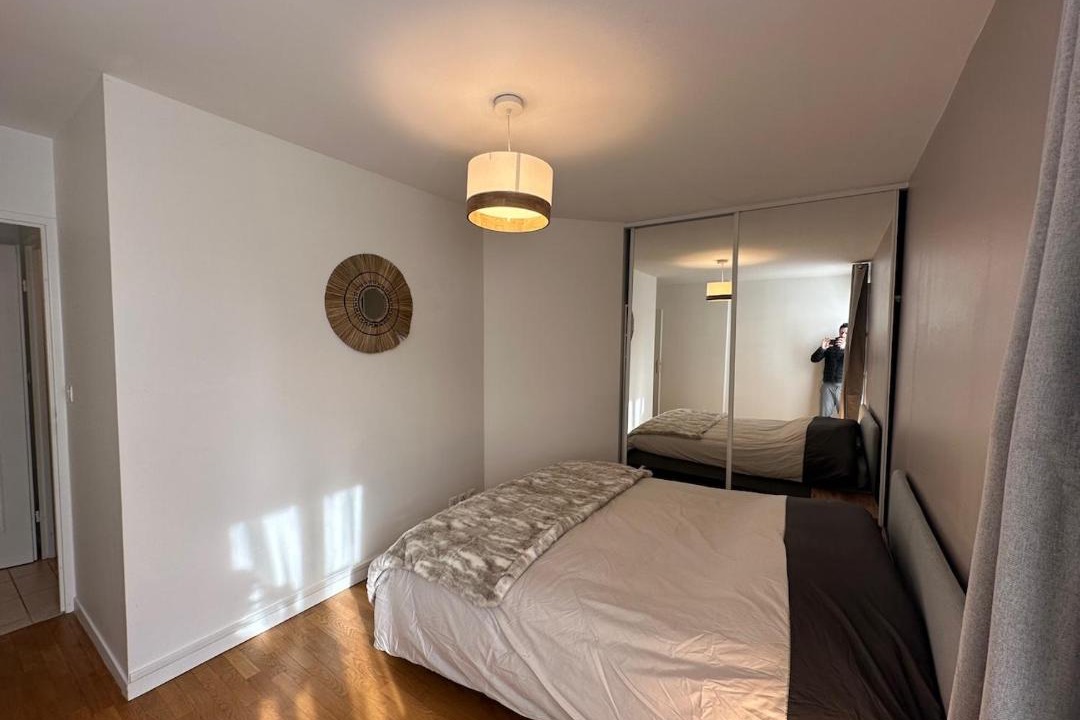 Photo of Bedroom in Le Plessis-Robinson