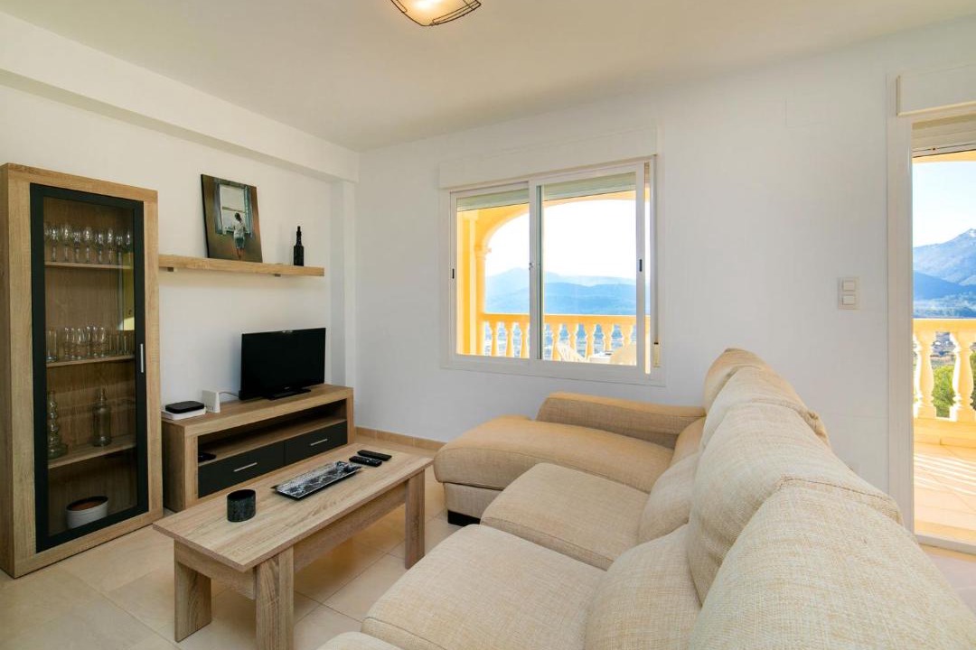Photo of Livingroom in Jalon