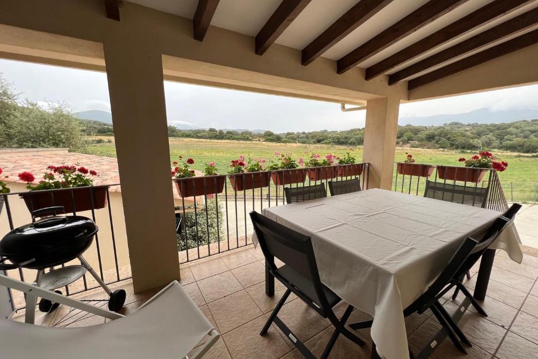 Photo of Patio Balcony in Serra-di-Ferro