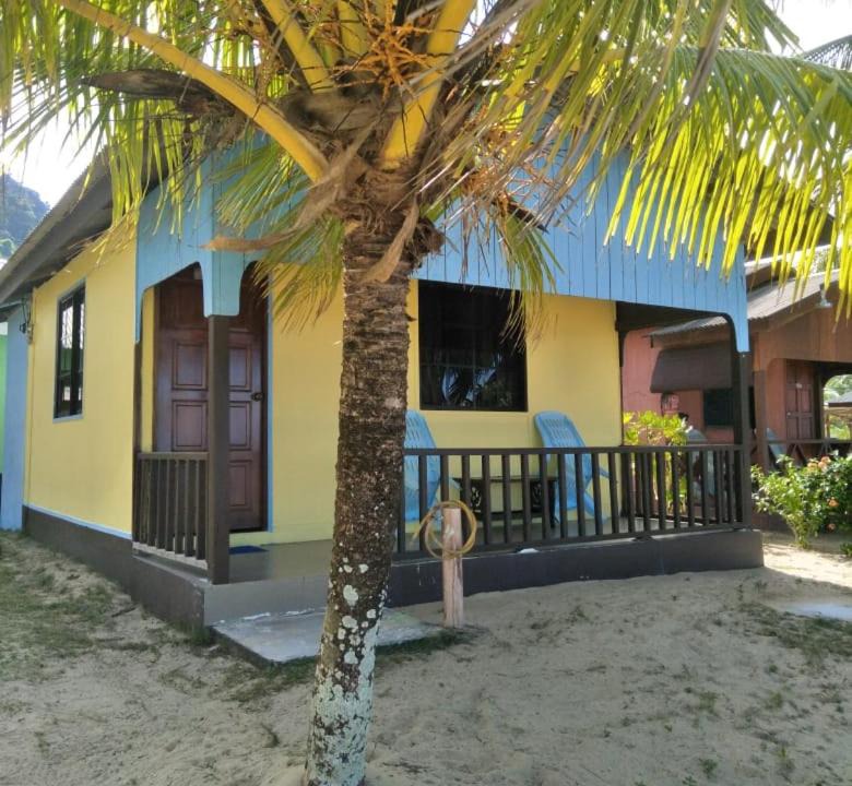 Photo of Buildings in Tioman Island