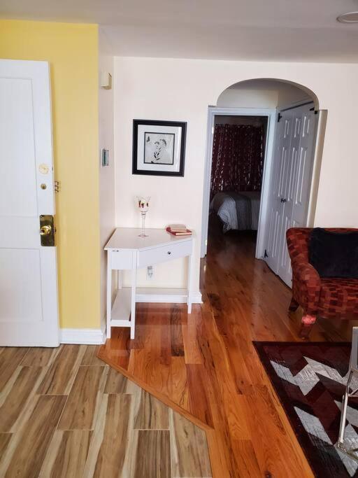 Photo of Livingroom in North Philadelphia