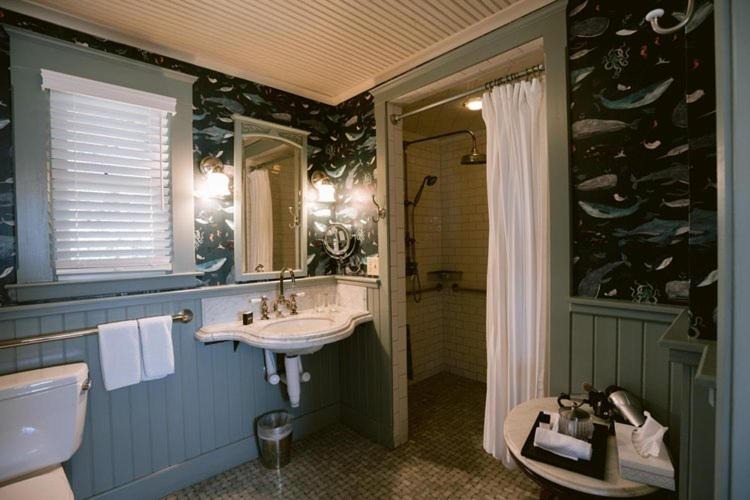 Photo of Bathroom in Nicks Cove
