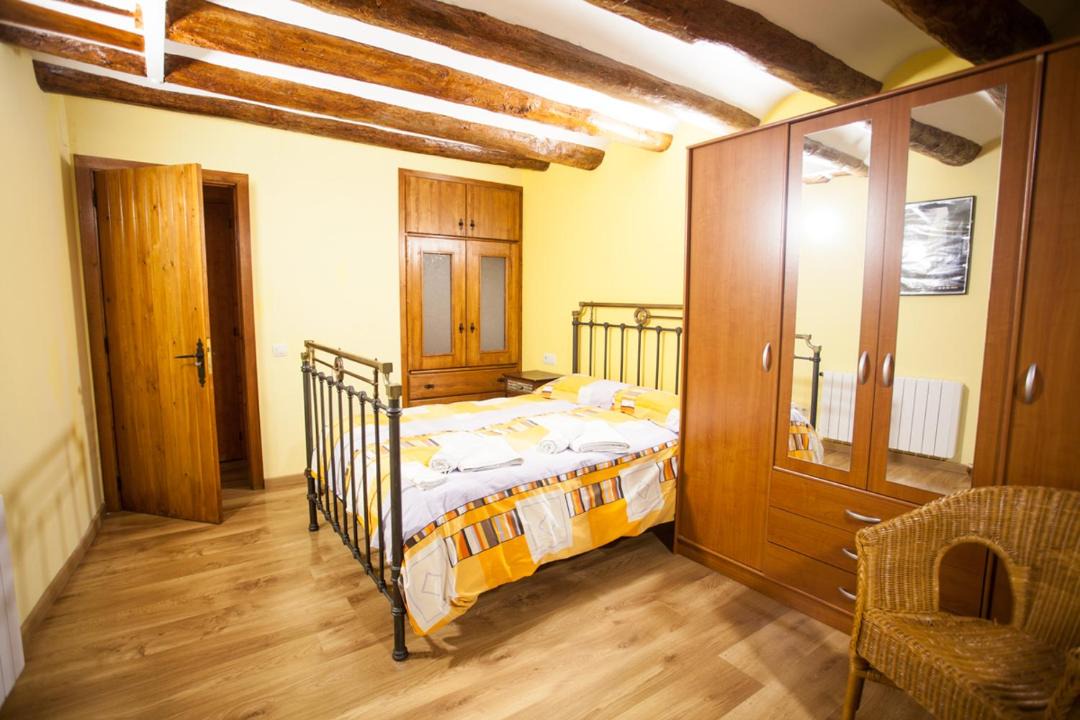 Photo of Bedroom in Penarroya de Tastavins