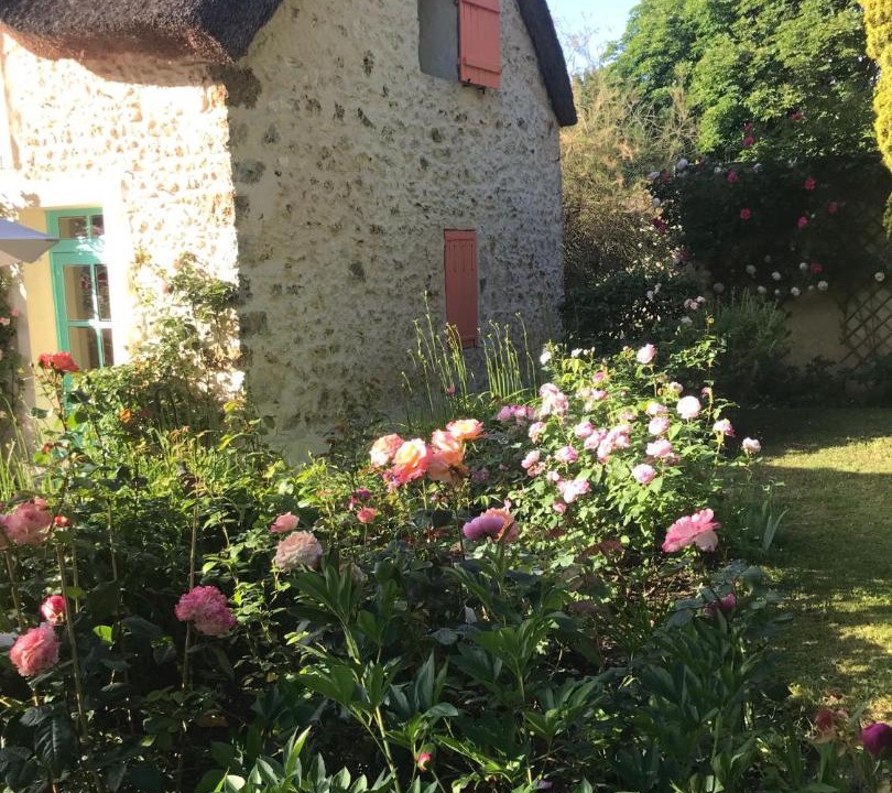 Photo of Buildings in Jouars-Pontchartrain