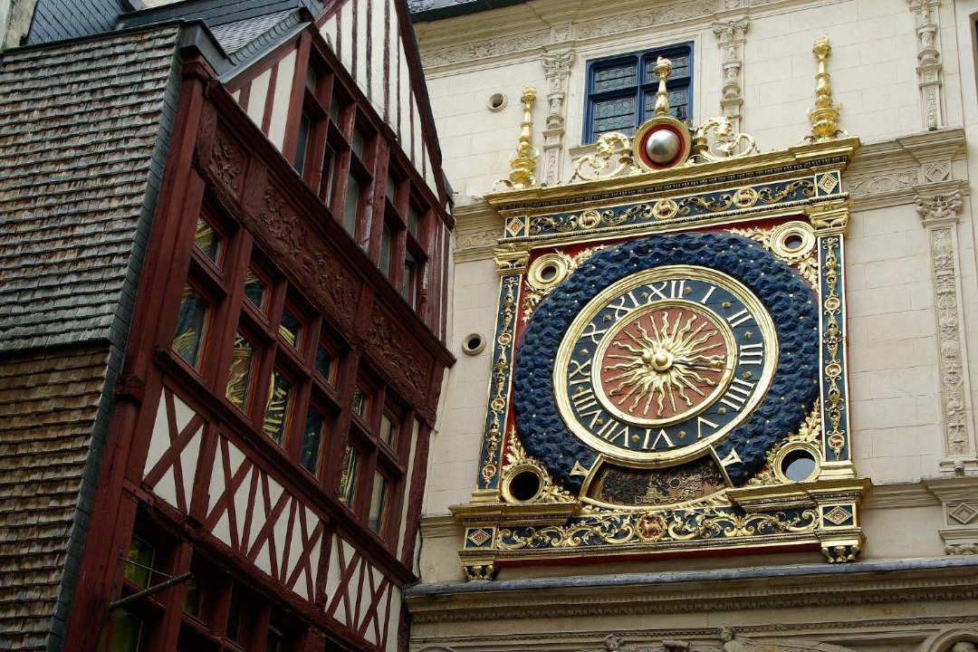 Photo of Buildings in Coteaux Ouest