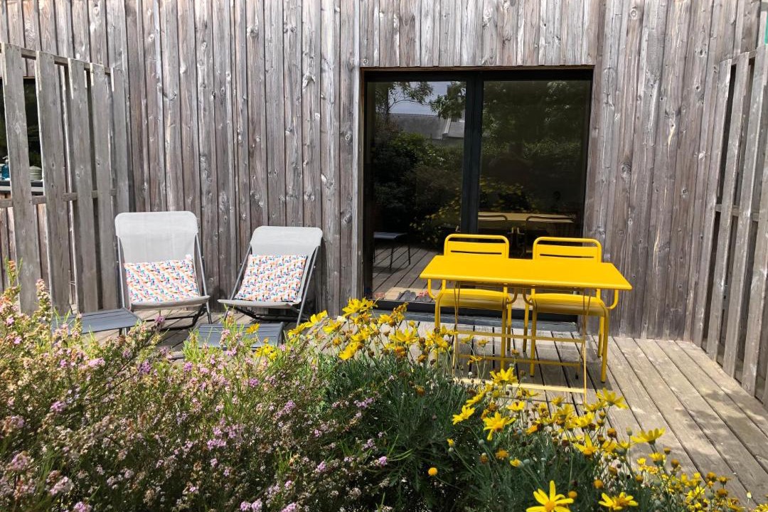 Photo of Others in Le Palais