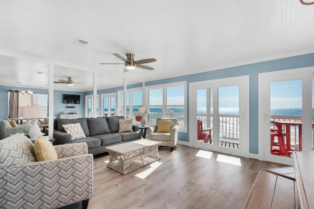 Photo of Others in Crystal Beach