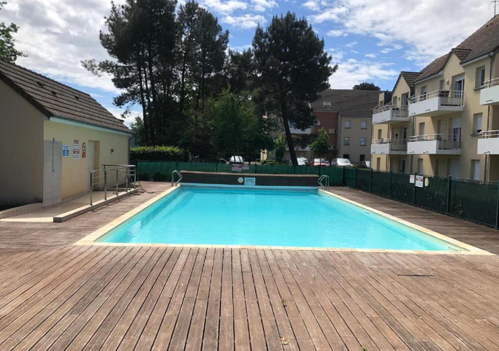 Photo of Outdoor in Pin - Vert Galant