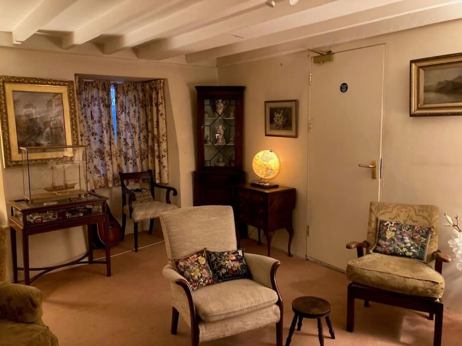 Photo of Livingroom in Bovey Tracey