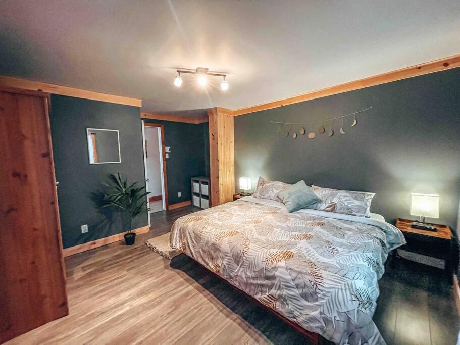 Photo of Bedroom in Saint-Mathieu-du-Parc