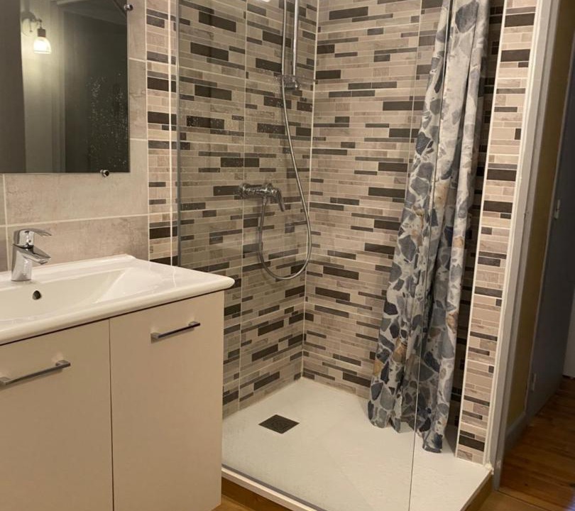 Photo of Bathroom in Jassat