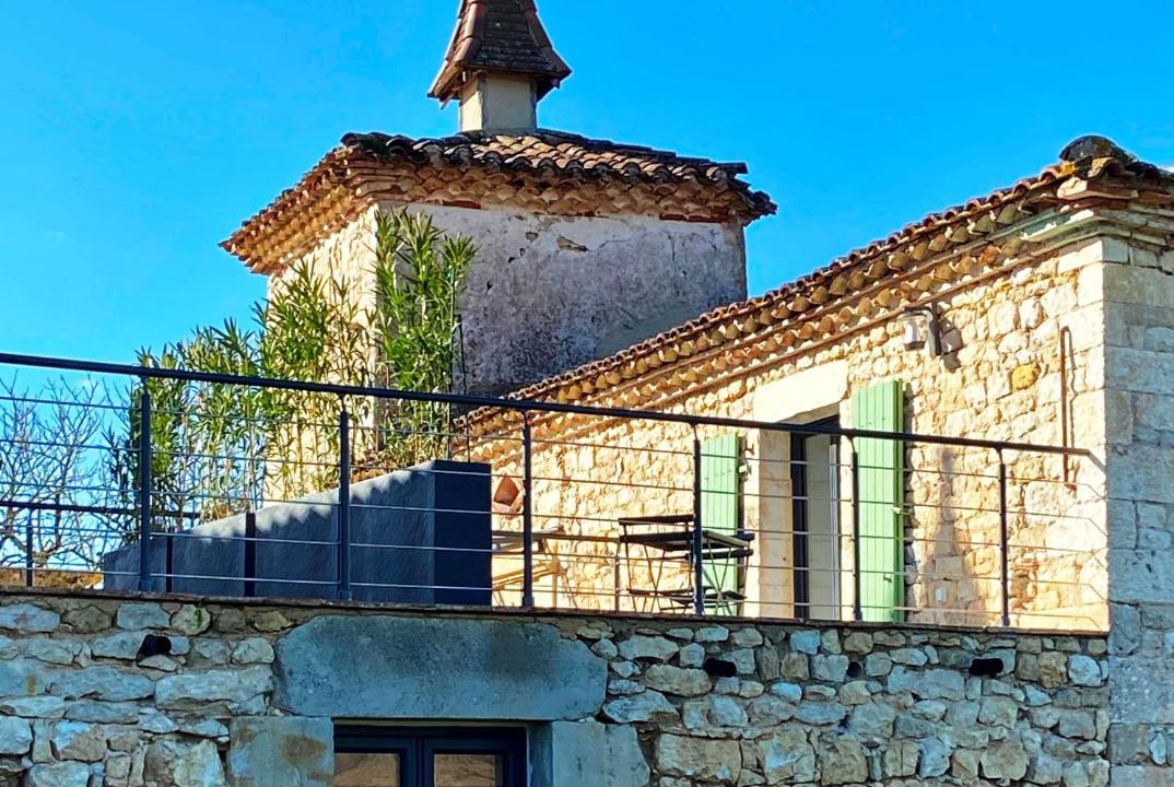 Photo of Buildings in Lamillarie