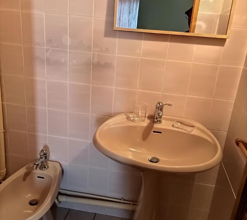 Photo of Bathroom in Roquefort-des-Corbieres