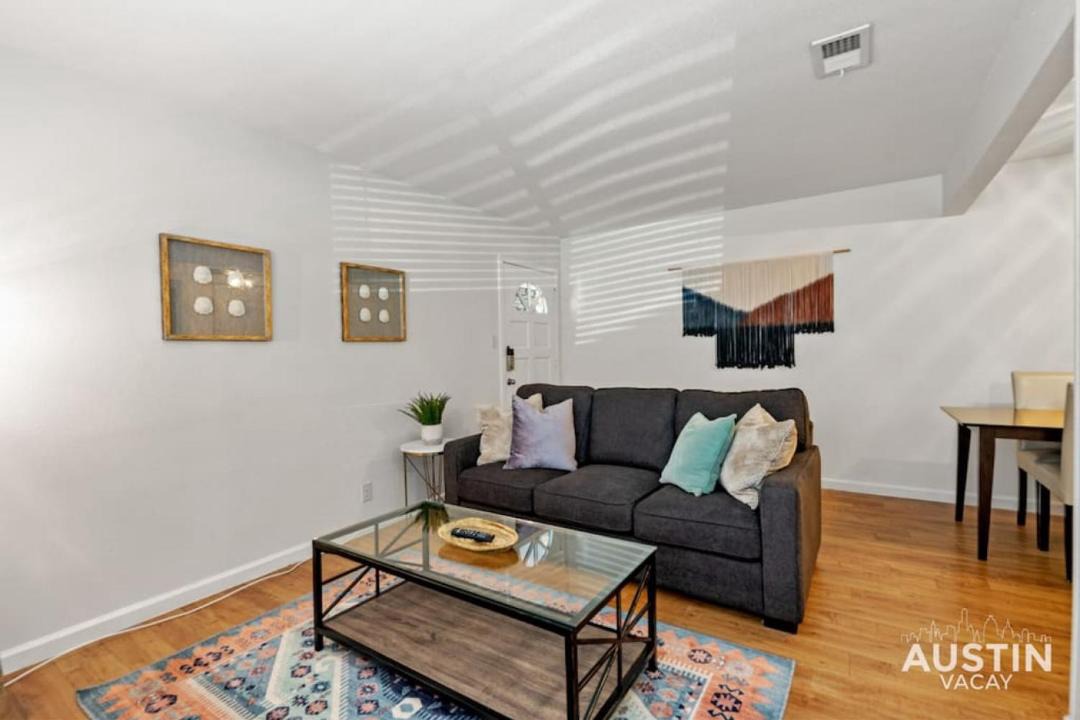 Photo of Livingroom in Westfield