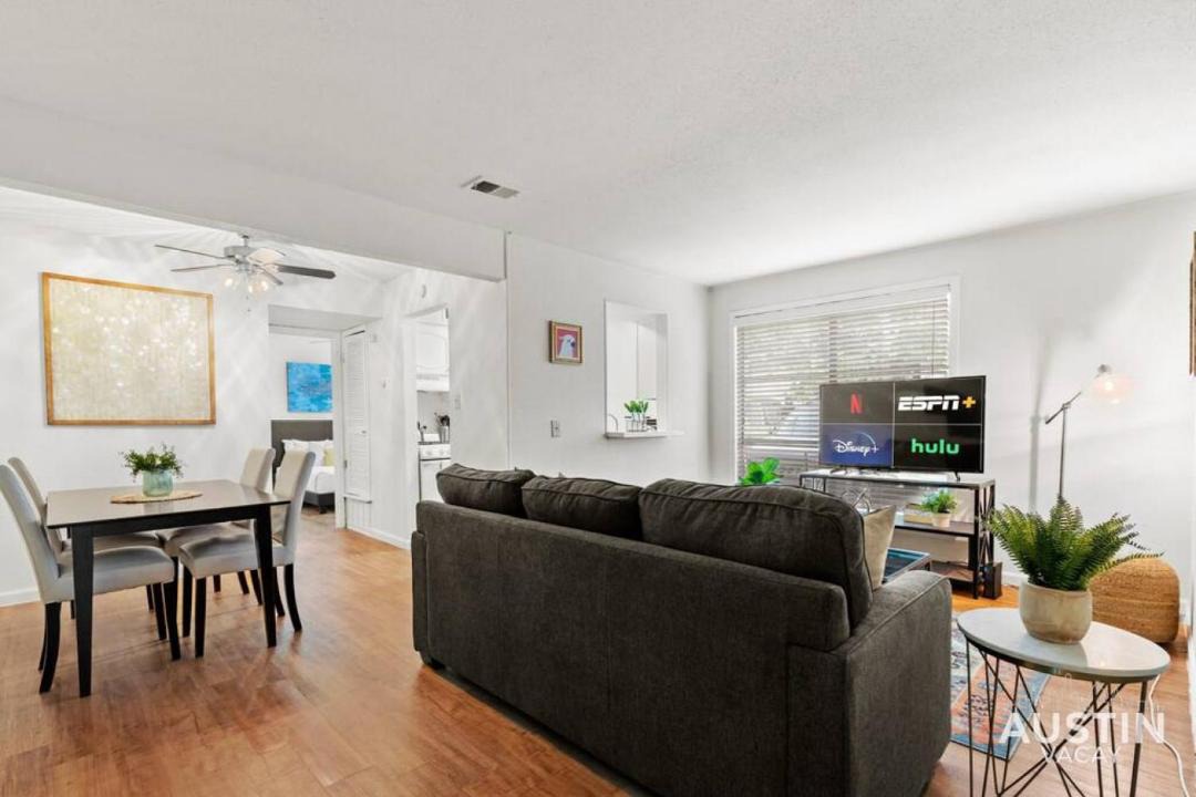 Photo of Livingroom in Westfield