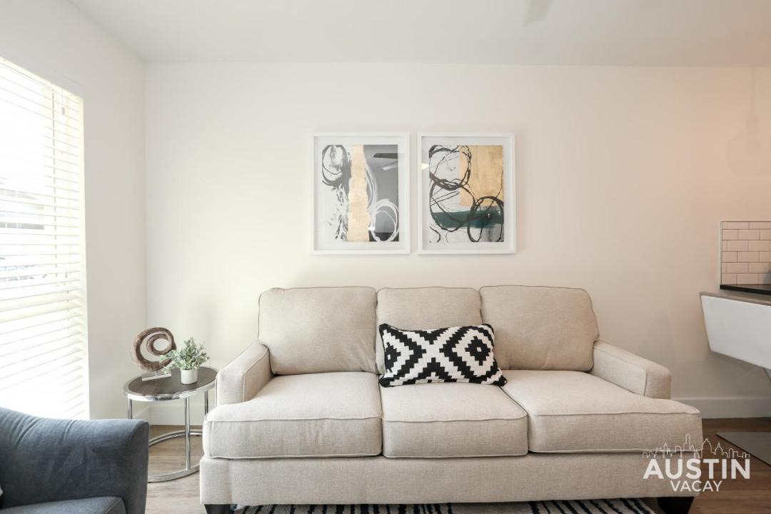 Photo of Livingroom in Parker Lane