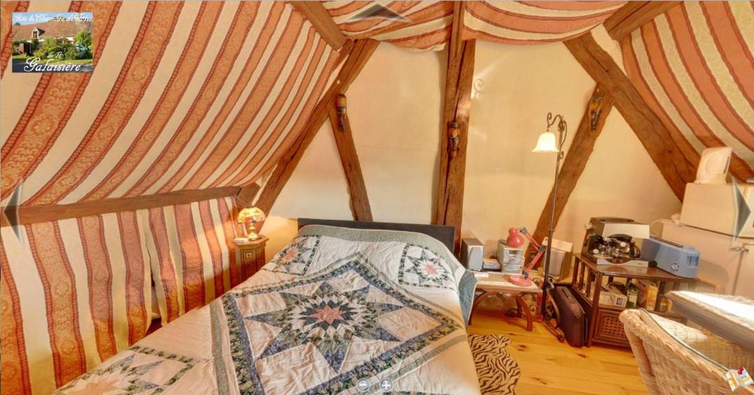 Photo of Bedroom in Perche-en-Noce