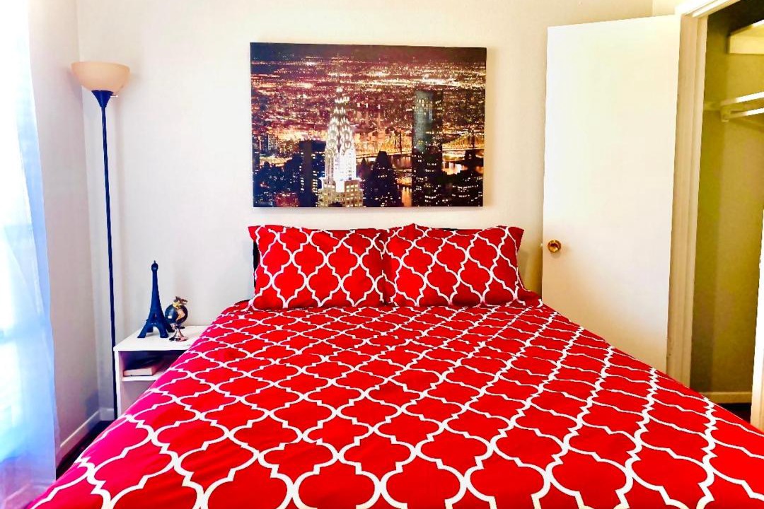 Photo of Bedroom in Southbelt/Ellington