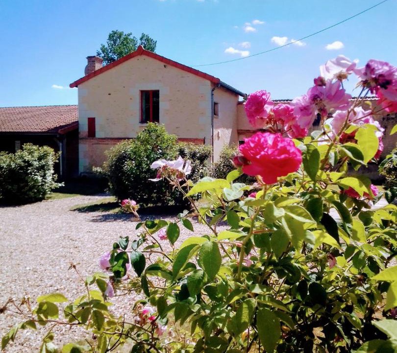 Photo of Buildings in Braye-Sous-Faye
