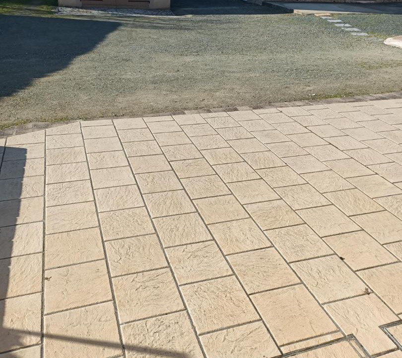 Photo of Buildings in Cerans-Foulletourte