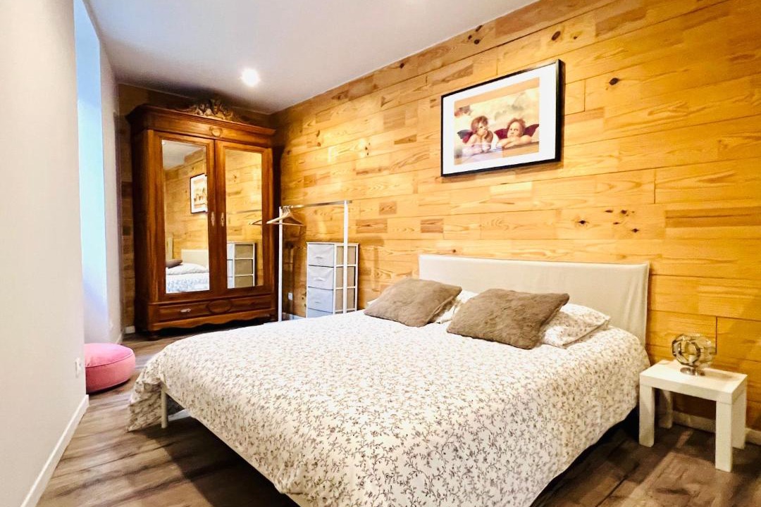 Photo of Bedroom in Macornay