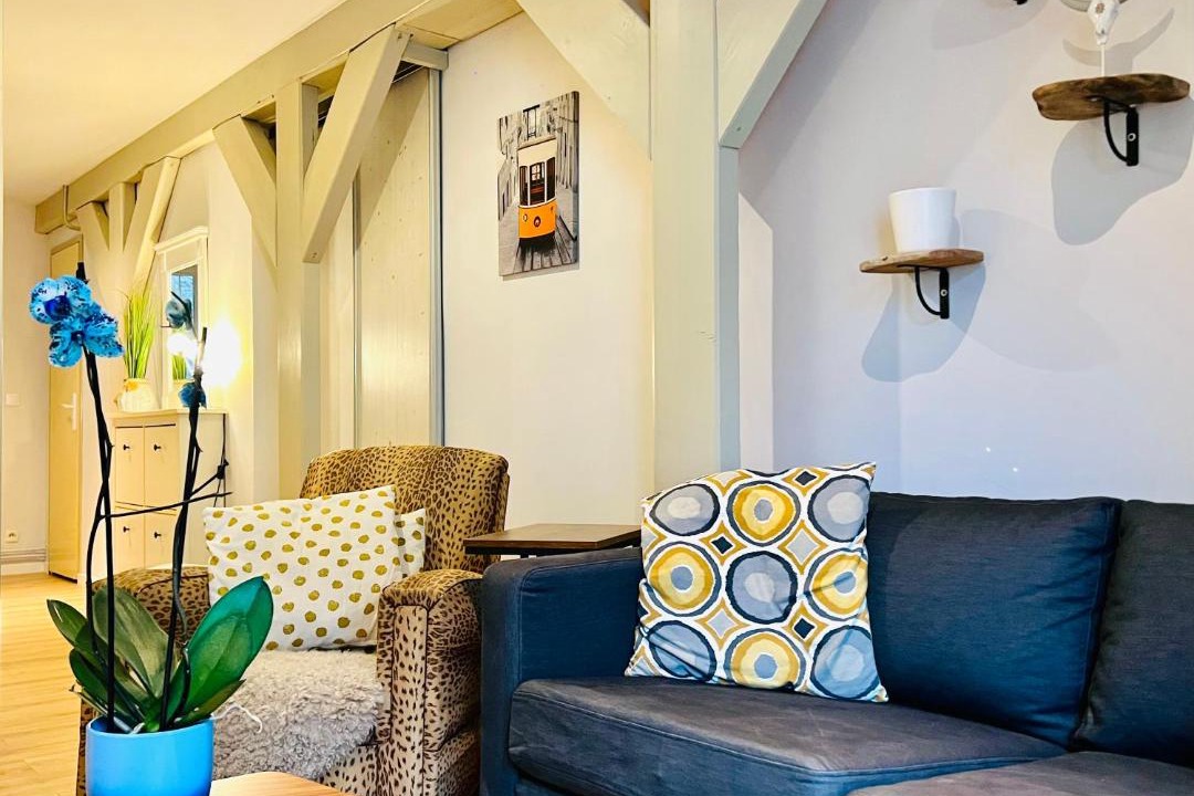 Photo of Livingroom in Macornay