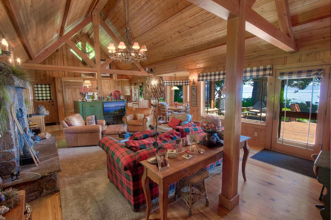 Photo of Livingroom in Homewood