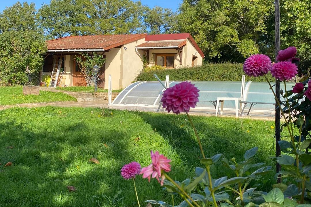 Photo of Buildings in Magny-Lormes