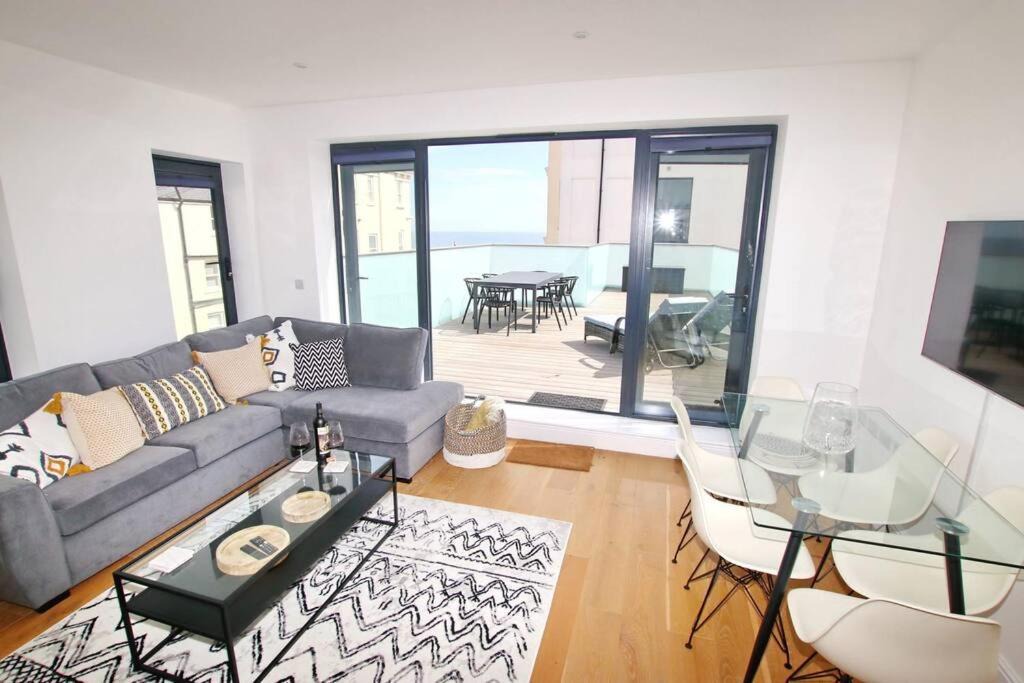 Photo of Livingroom in Worthing