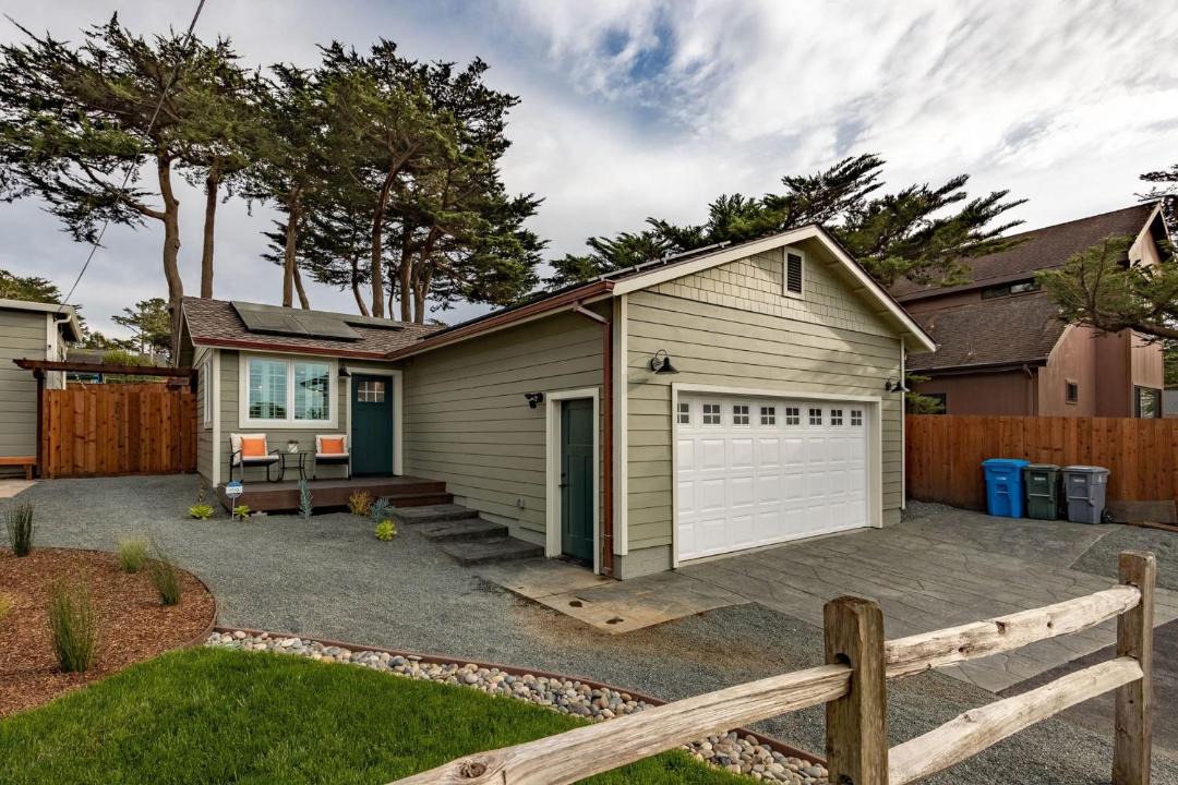 Photo of Buildings in Montara