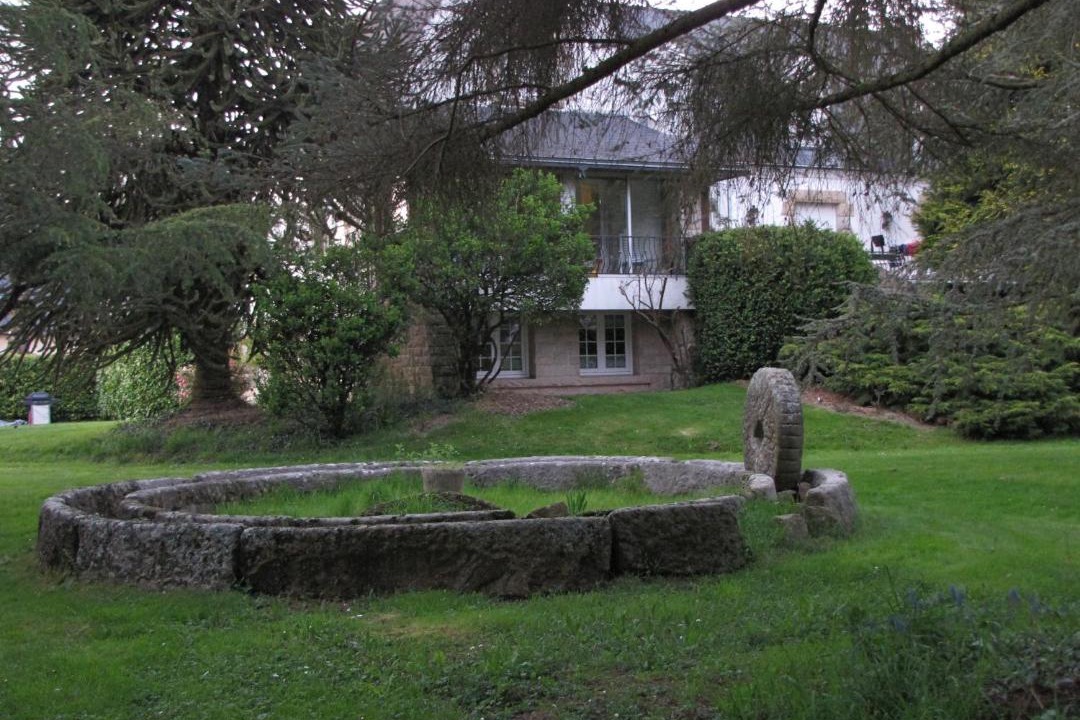 Photo of Others in Baulon