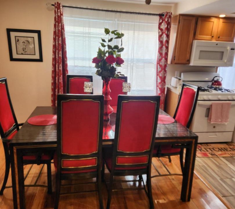 Photo of Livingroom in North Philadelphia