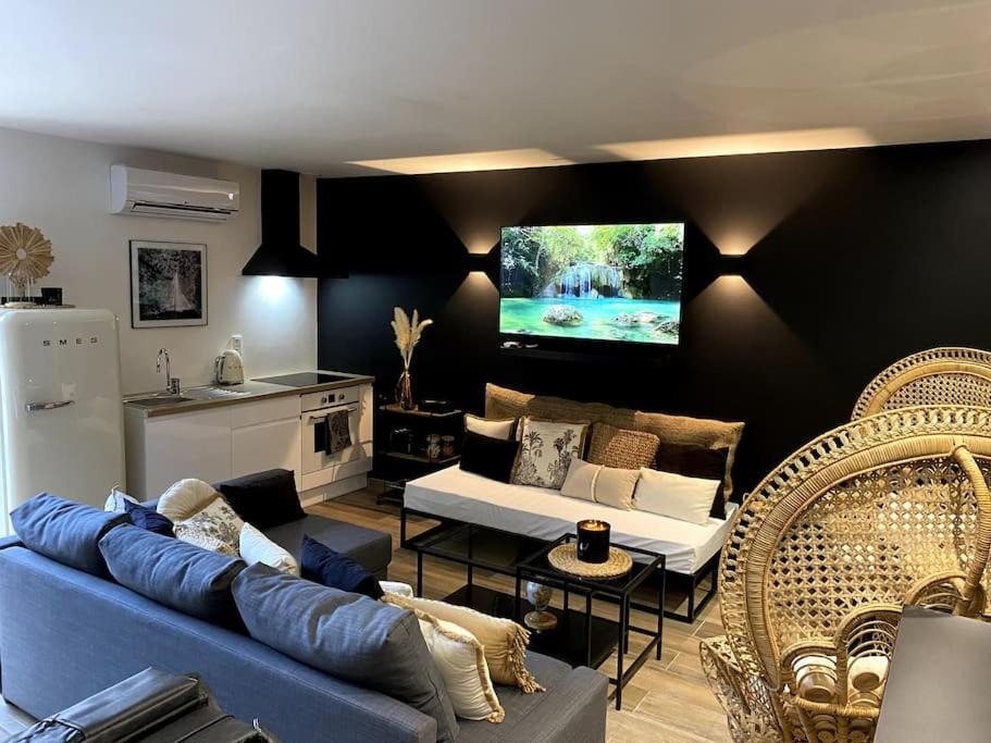 Photo of Livingroom in Aulnoy-lez-Valenciennes