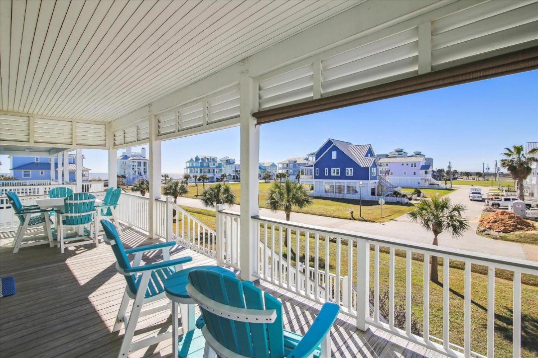 Photo of Patio Balcony in Beachside Village