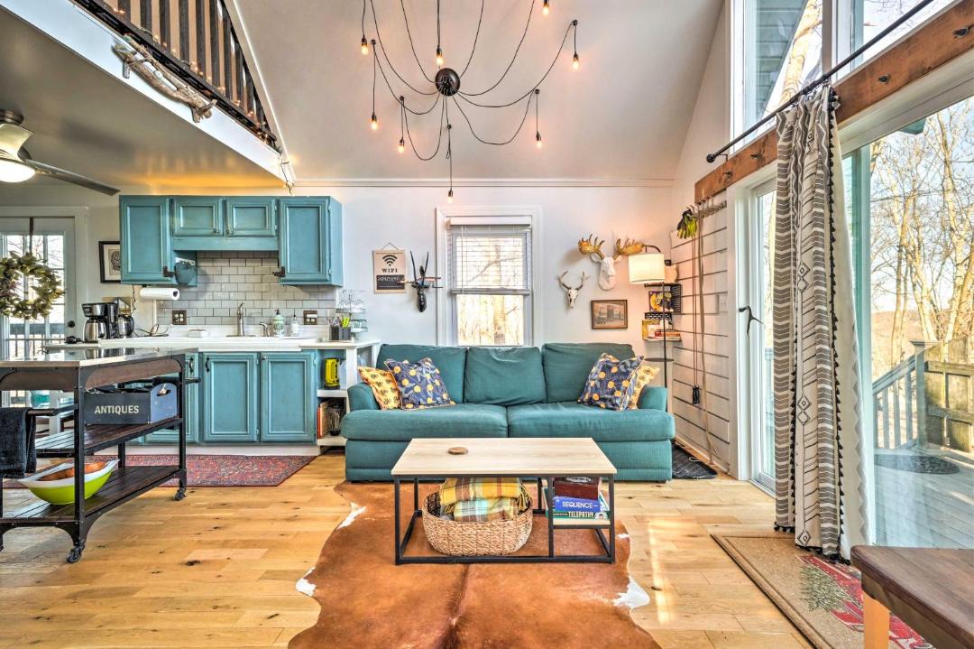 Photo of Livingroom in Great Cacapon