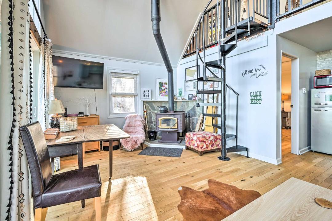 Photo of Livingroom in Great Cacapon