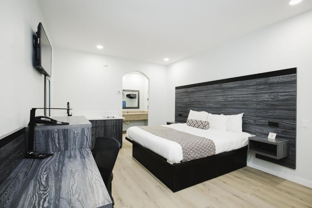Photo of Bedroom in Deer Park
