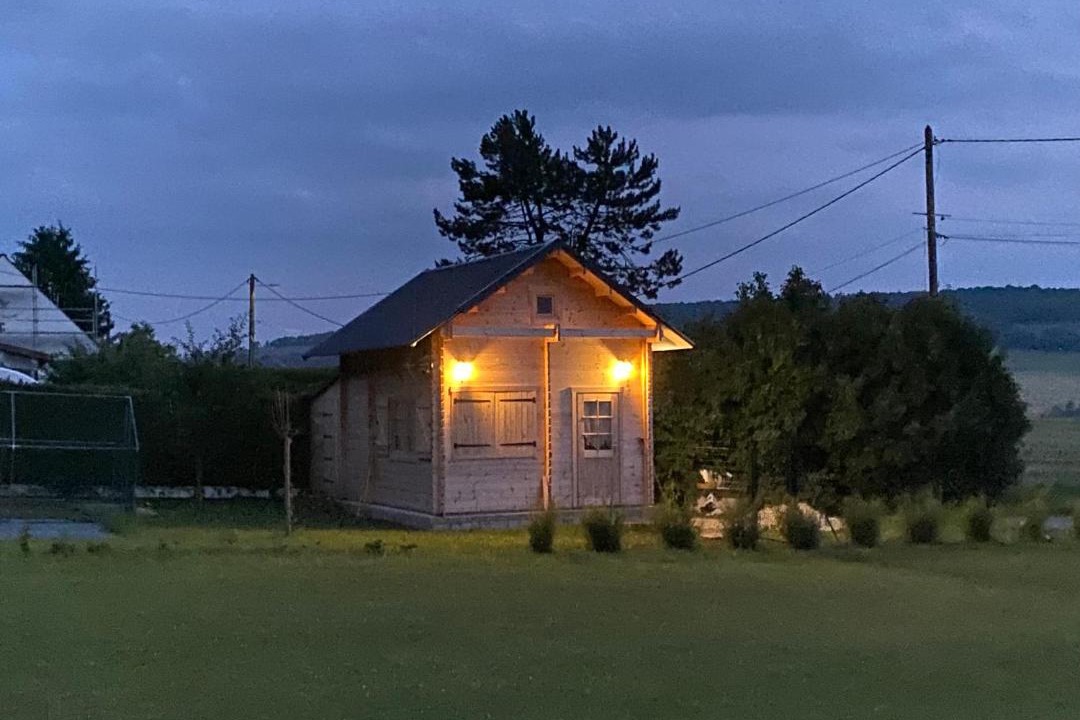 Photo of Buildings in Connigis