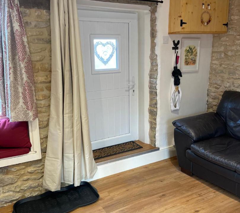 Photo of Livingroom in Ozleworth