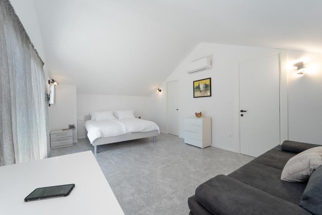 Photo of Bedroom in Sumartin