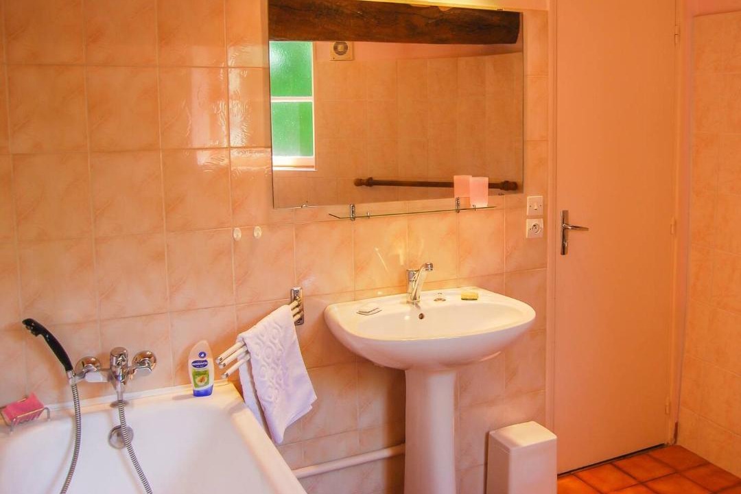 Photo of Bathroom in Diges