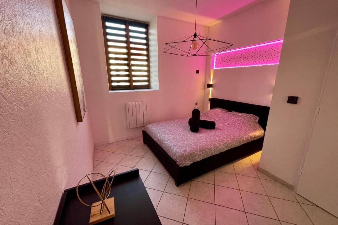 Photo of Bedroom in Noisseville